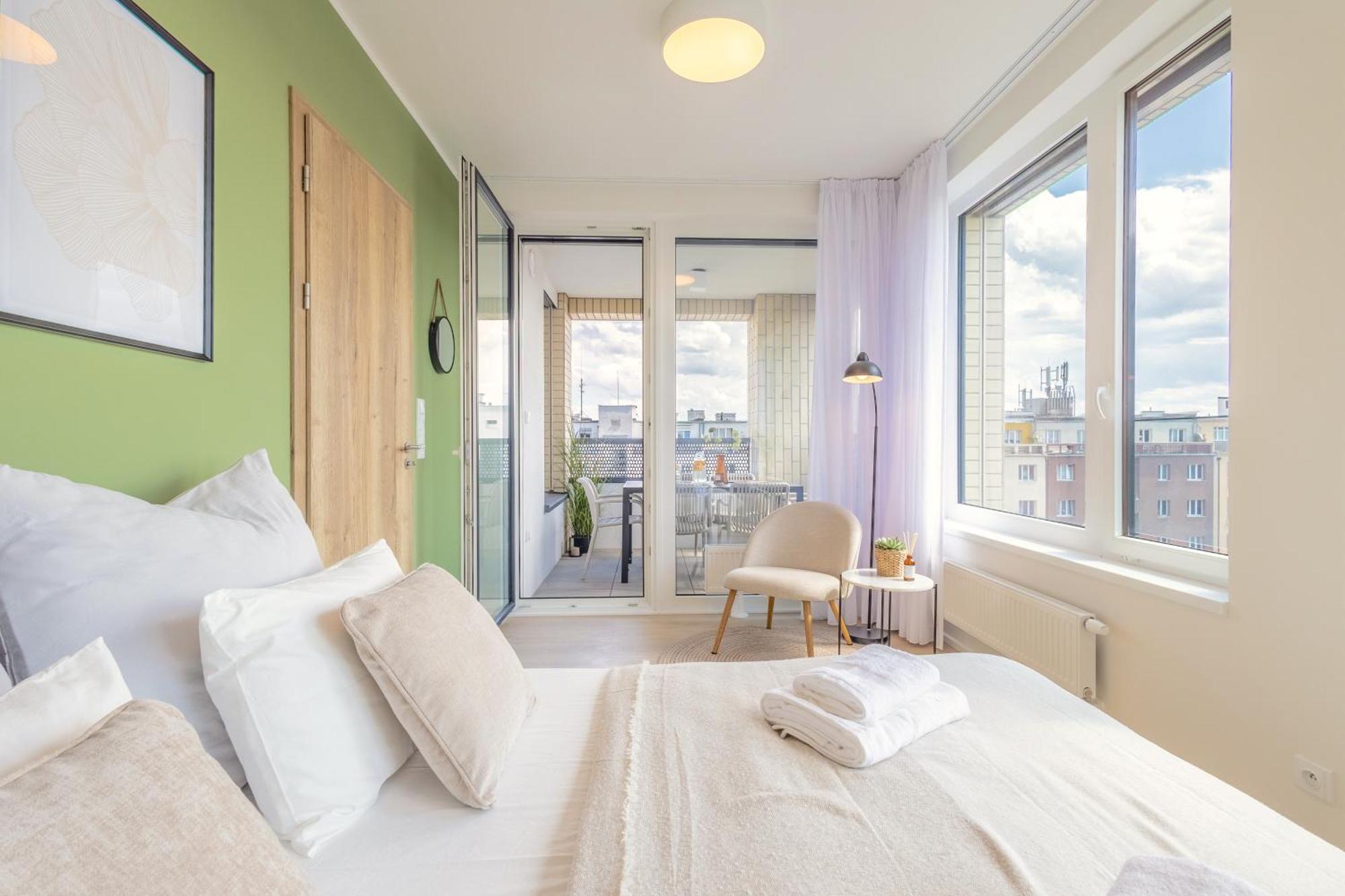 Апартаменты Bright 2Br - 8Th Floor, Balcony, Free Parking - By Gravity Прага Экстерьер фото